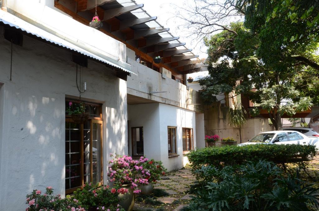 Bed and Breakfast Bed&Breakfast in Hatfield Pretoria-Noord Exterior foto